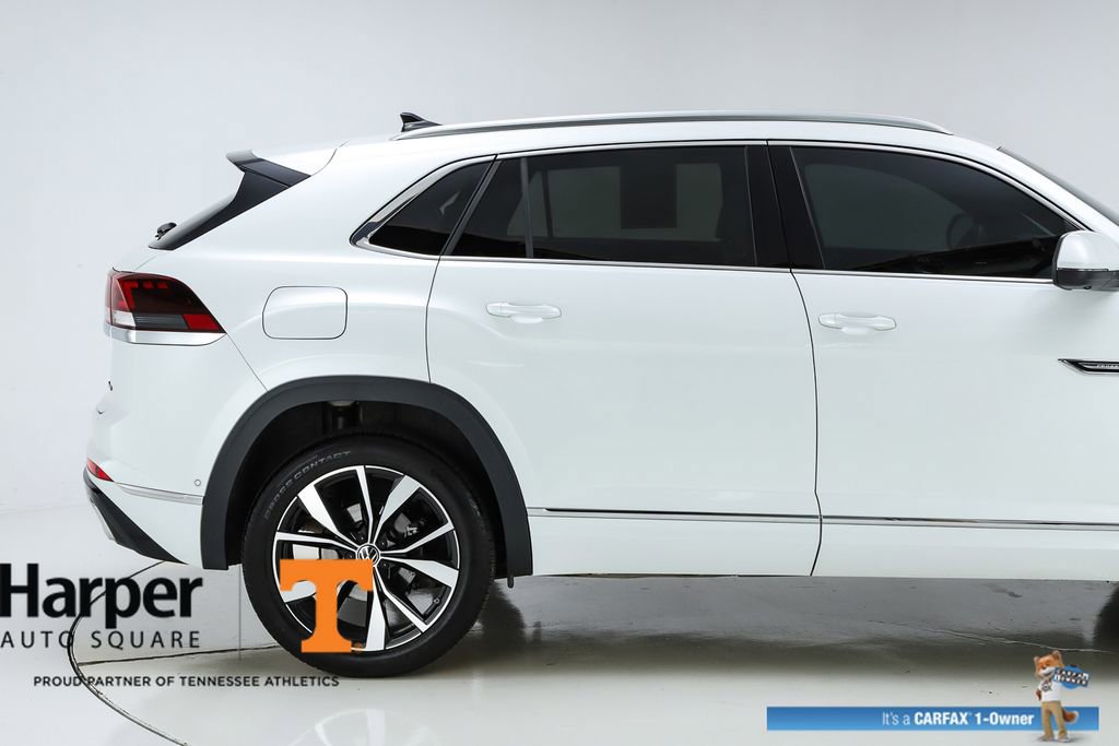 Used 2025 Volkswagen Atlas Cross Sport SEL Premium R-Line image 11