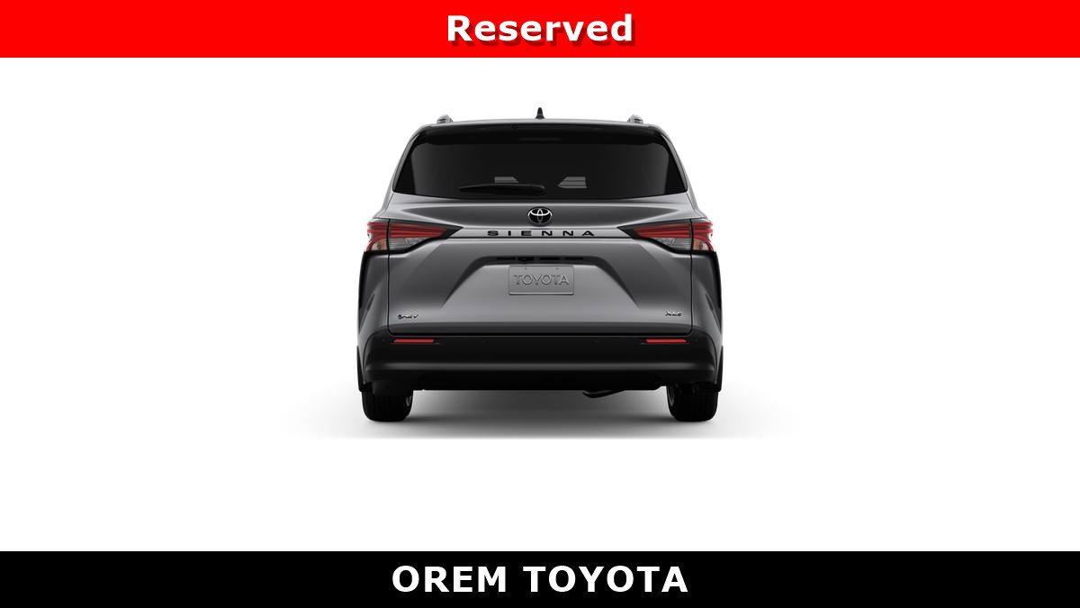 New 2026 Toyota Sienna XLE FWD image 8