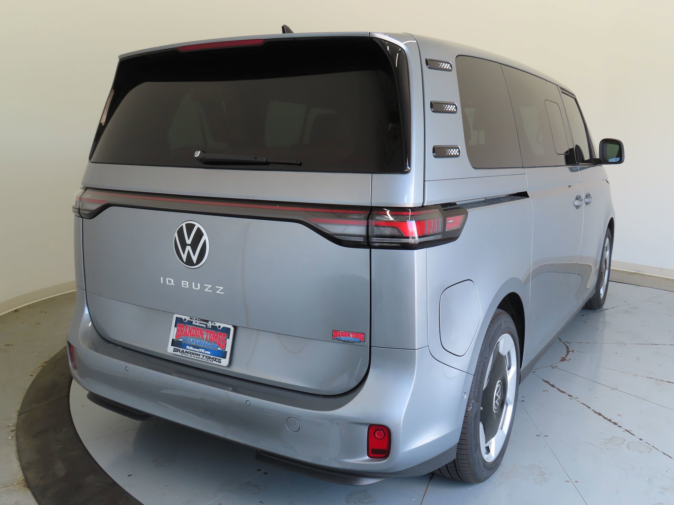 New 2025 Volkswagen ID. Buzz Pro S image 4