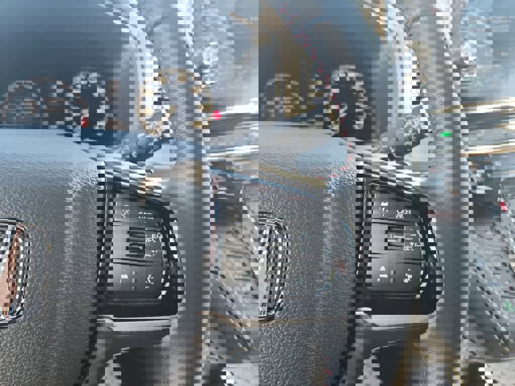 Certified 2025 Honda Odyssey Sport-L image 32