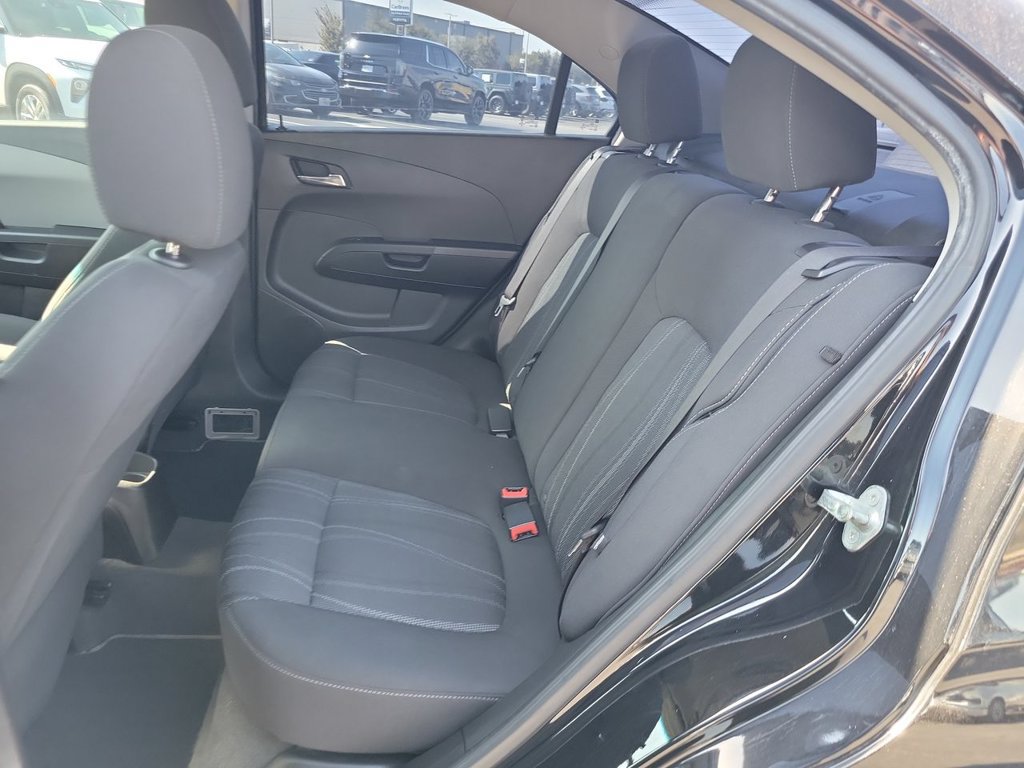 Used 2019 Chevrolet Sonic LT FWD image 23