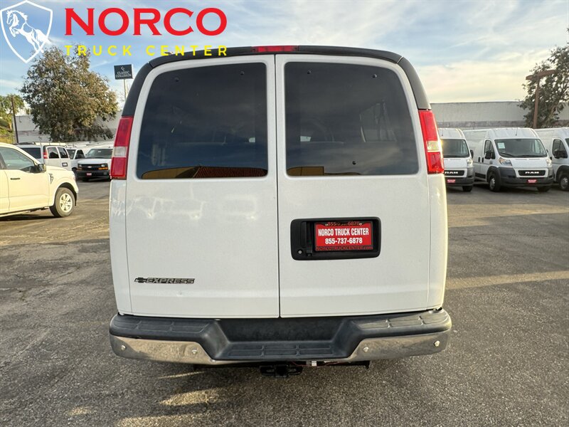 Used 2020 Chevrolet Express 3500 LT w/ LT Preferred Equipment Group RWD image 10