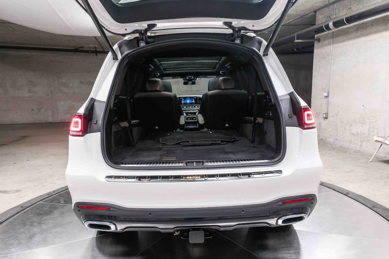 Used 2023 Mercedes-Benz GLS 450 4MATIC image 32