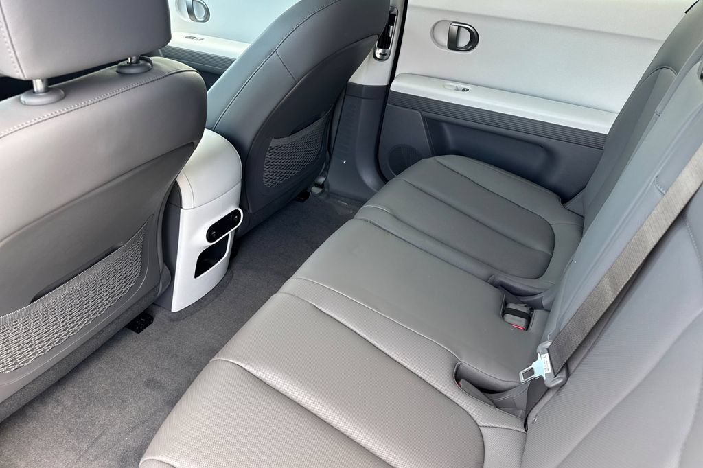 New 2026 Hyundai Ioniq 5 SEL RWD image 13