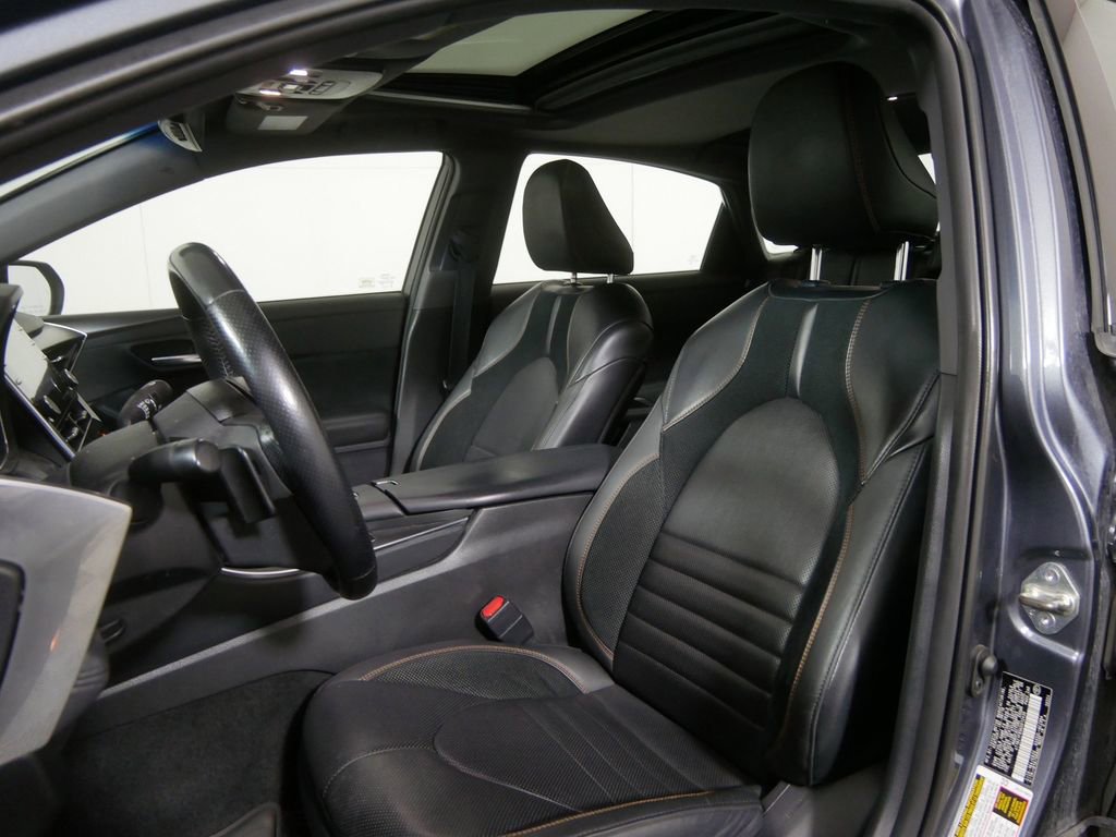 Used 2019 Toyota Avalon XSE w/ All Weather Liner Package FWD image 13