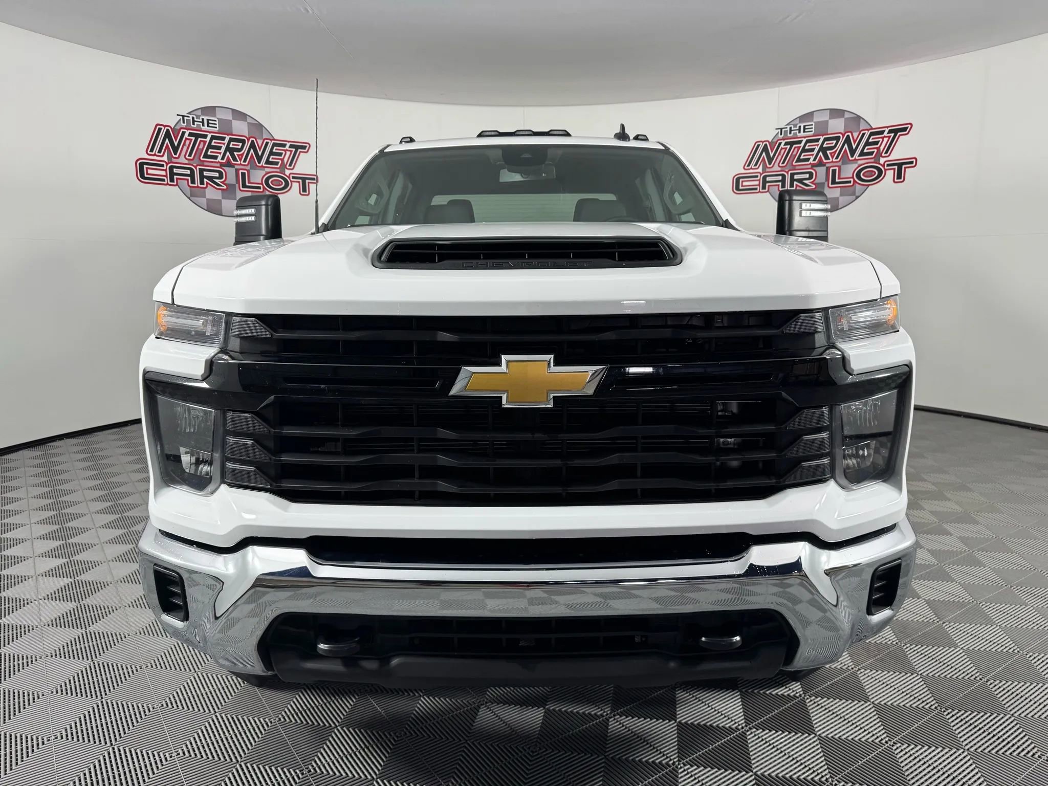 Used 2024 Chevrolet Silverado 3500 W/T w/ WT Convenience Package image 2