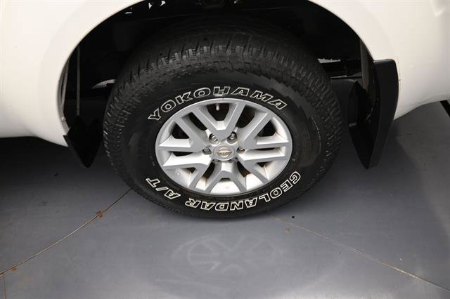 Used 2015 Nissan Frontier SV RWD image 22
