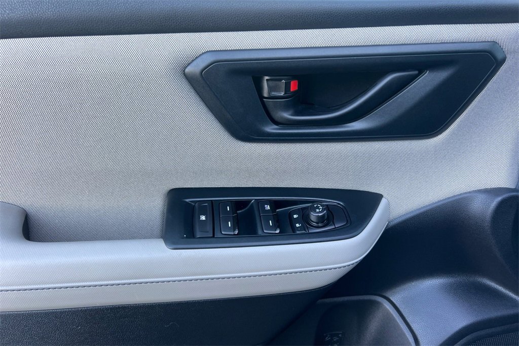 Used 2025 Subaru Forester image 13