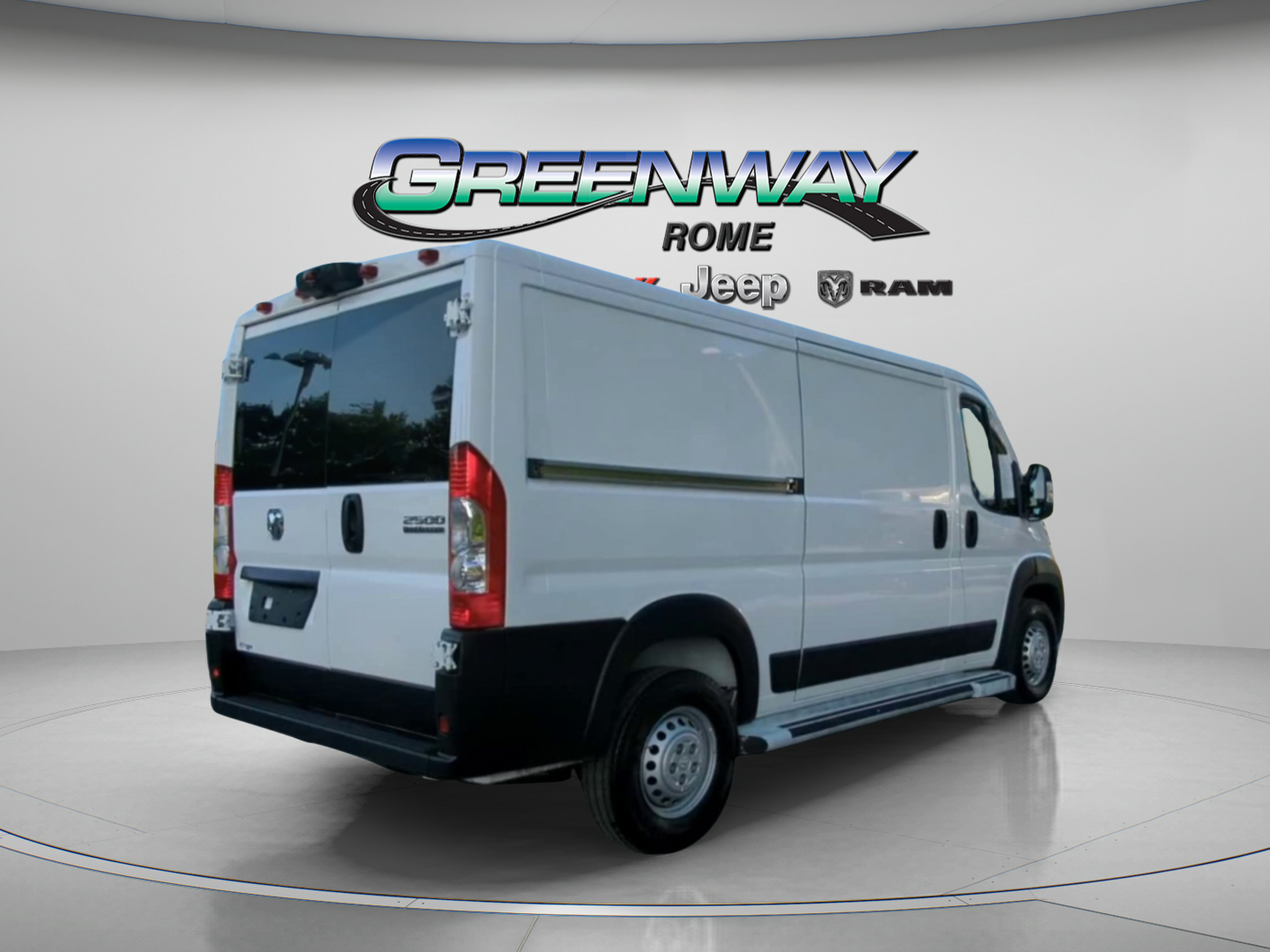 Used 2025 RAM ProMaster 2500 w/ U-Haul Equipment Group FWD image 32