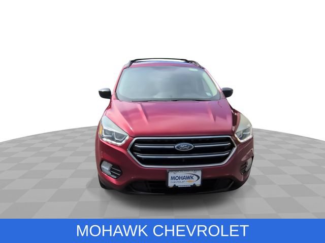 Used 2017 Ford Escape SE w/ Equipment Group 201A AWD/4WD image 3