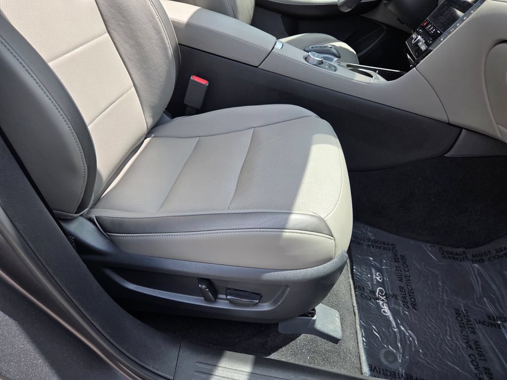 Used 2025 INFINITI QX50 Luxe AWD/4WD image 26