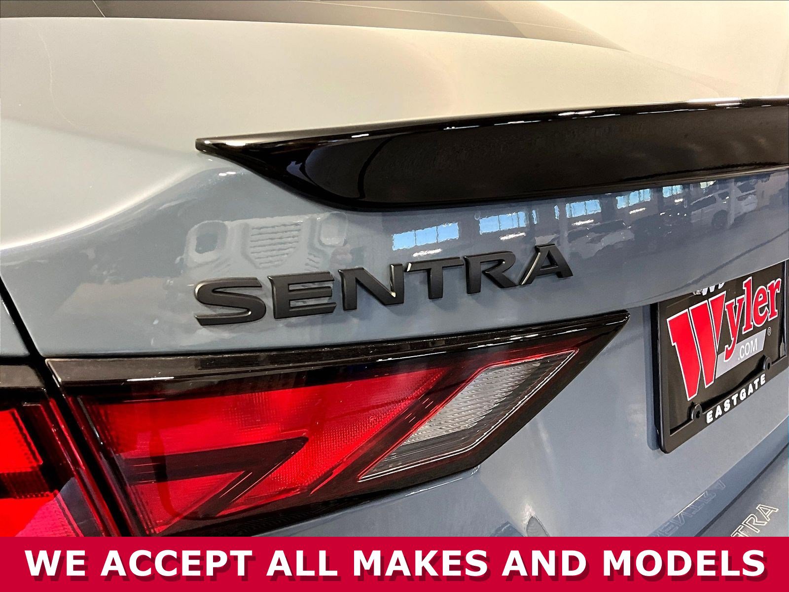 Certified 2025 Nissan Sentra SR w/ Midnight Edition FWD image 22