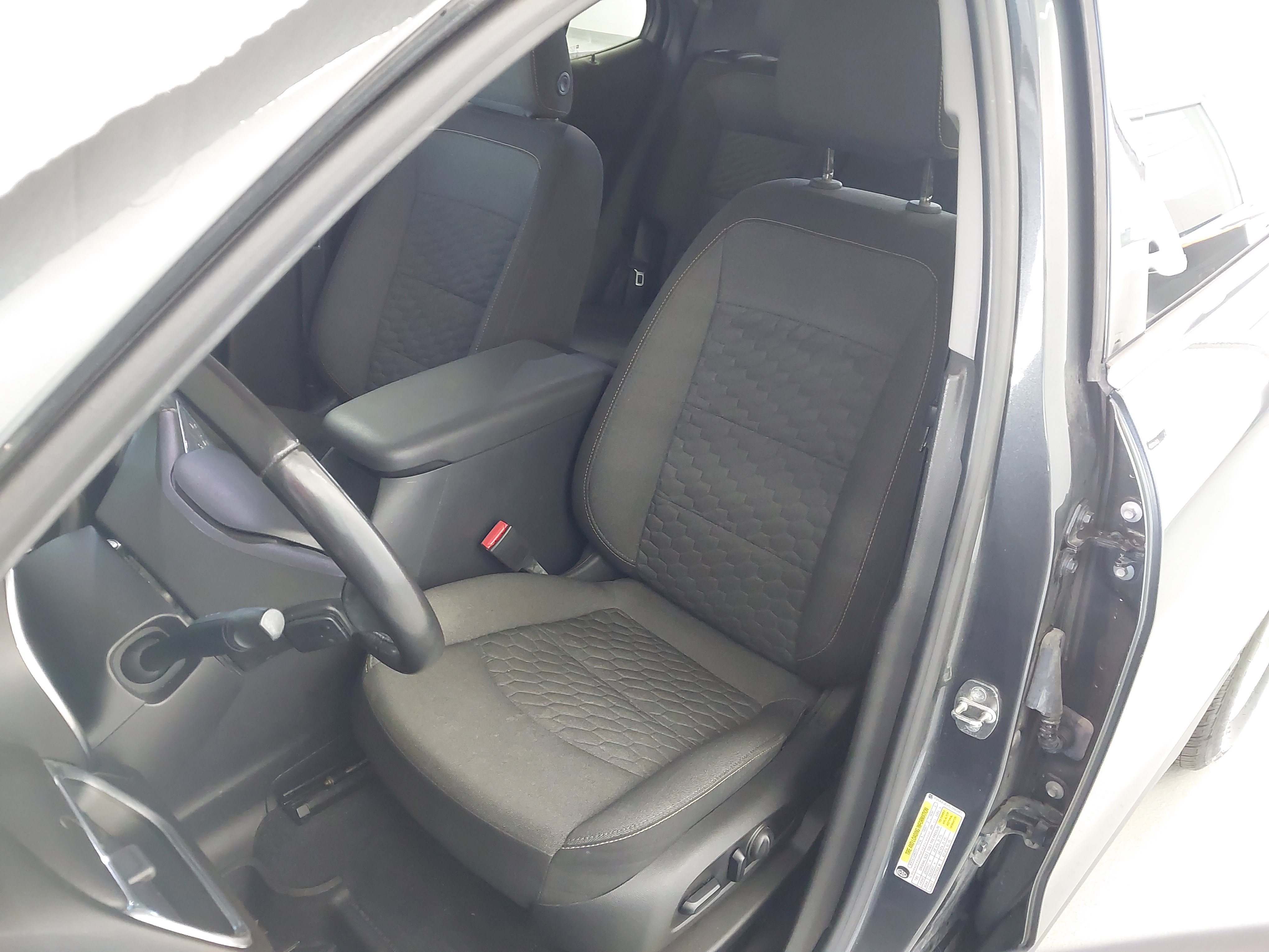 Used 2020 Chevrolet Equinox LT image 23