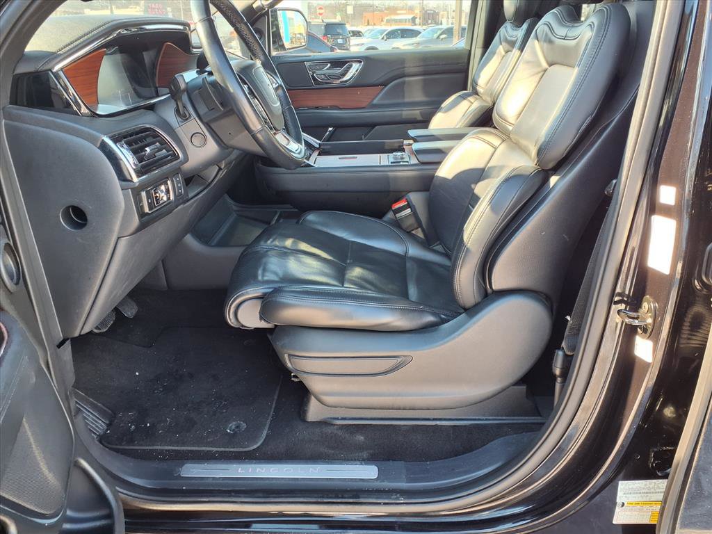 Used 2024 Lincoln Navigator Reserve image 20