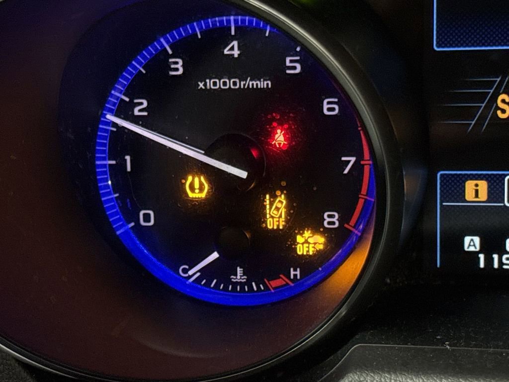 Used 2015 Subaru Legacy 2.5i Premium image 38