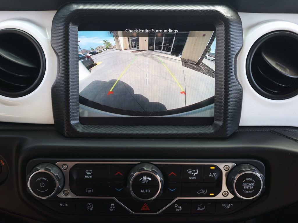 Used 2021 Jeep Wrangler Unlimited Islander image 29