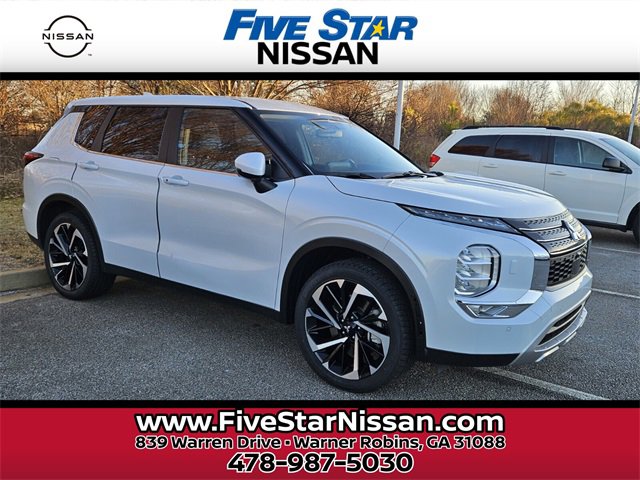 Used 2024 Mitsubishi Outlander SE Black Edition