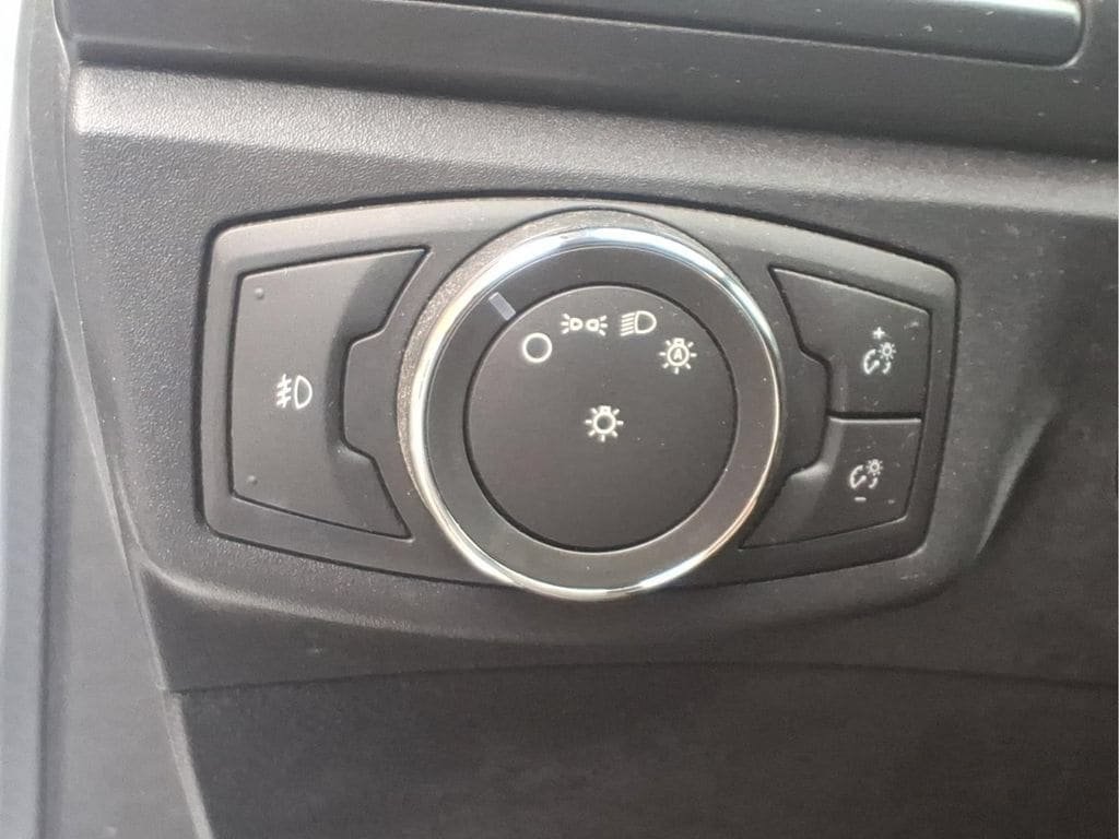 Used 2017 Ford Fusion Titanium FWD image 22