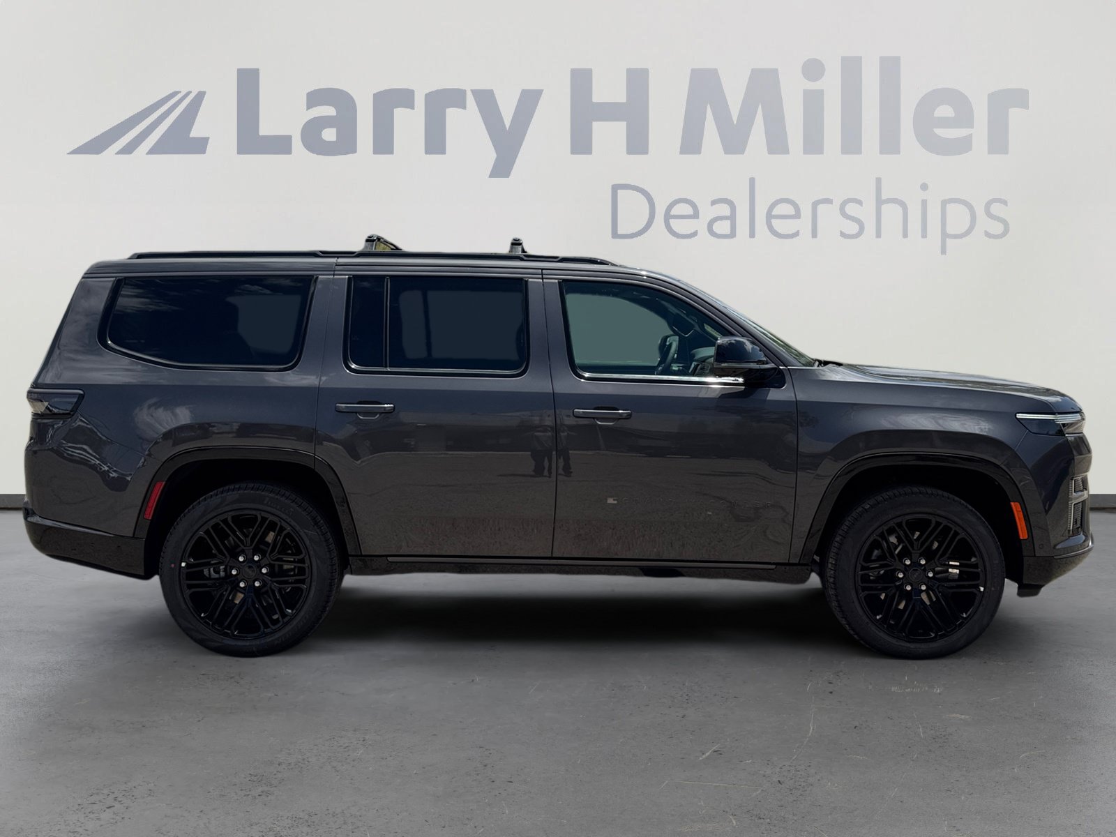 New 2026 Jeep Grand Wagoneer Limited AWD/4WD image 6