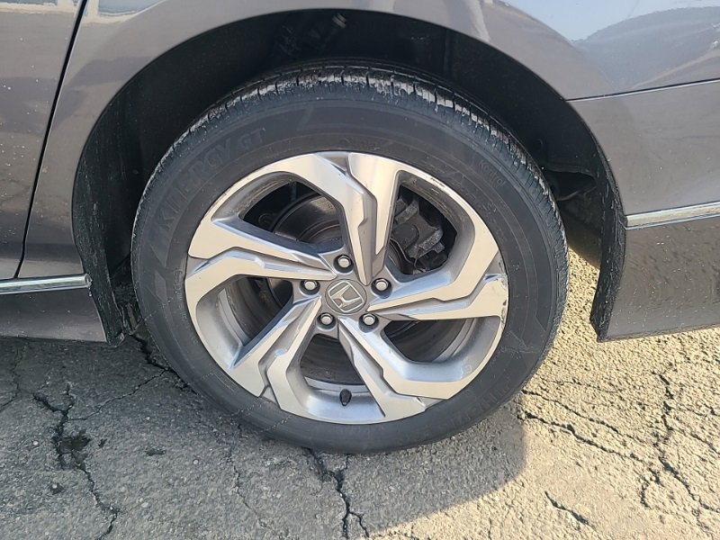 Used 2018 Honda Accord EX-L image 9