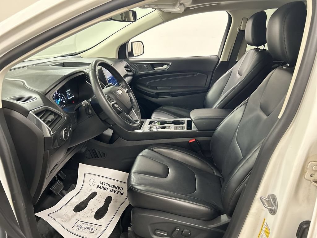 Used 2022 Ford Edge Titanium AWD/4WD image 9