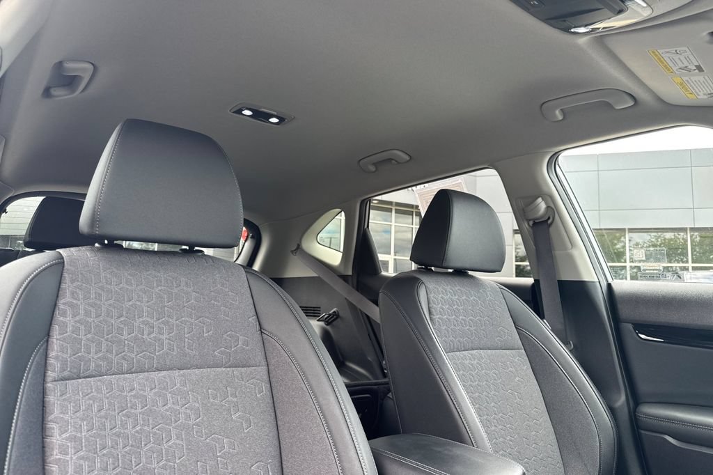 Used 2024 Kia Seltos S FWD image 17