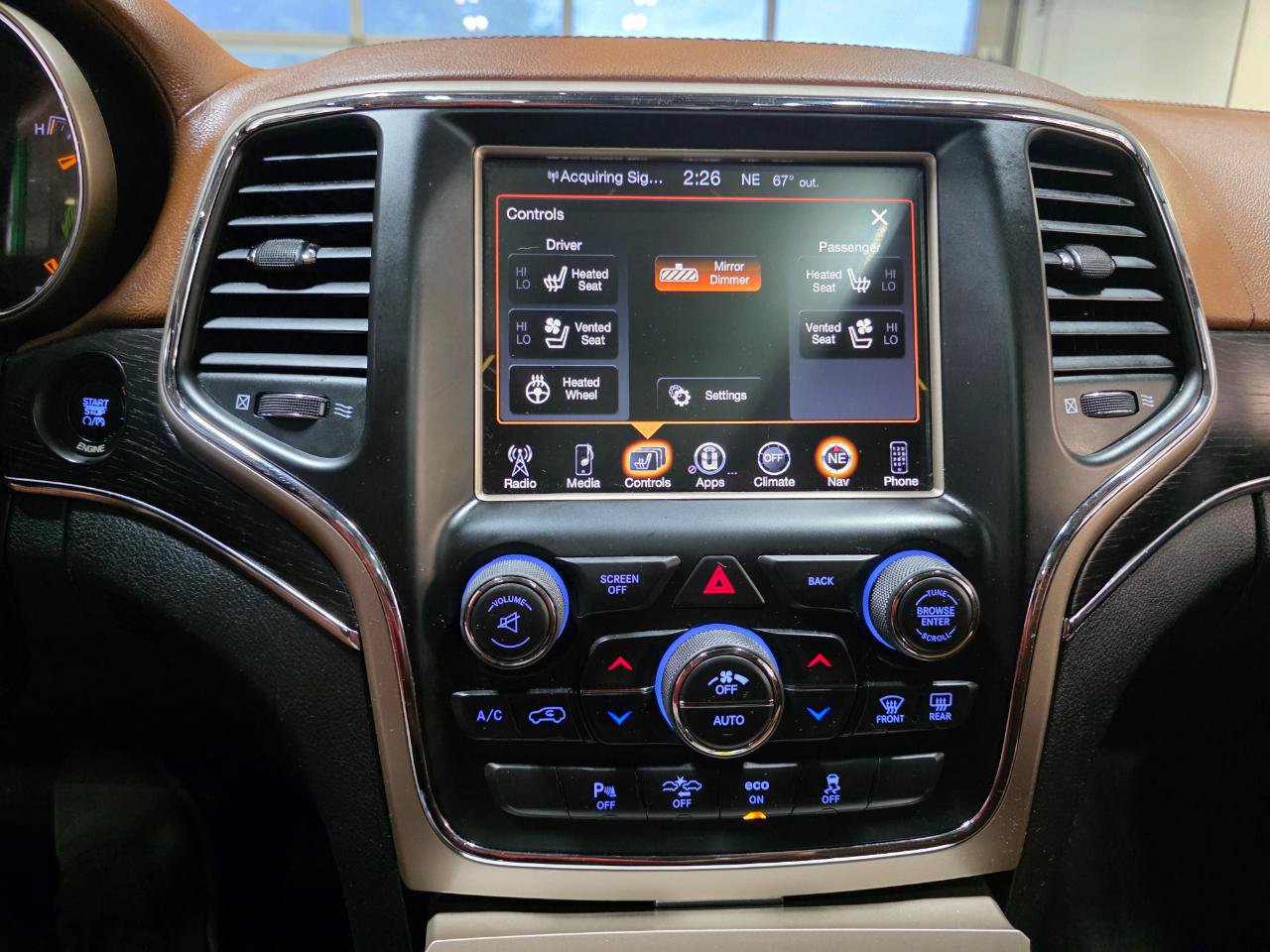 Used 2015 Jeep Grand Cherokee Summit AWD/4WD image 34