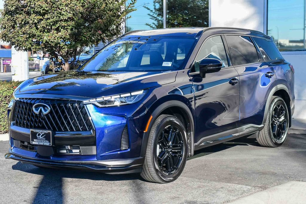 Certified 2026 INFINITI QX60 Sport w/ Dark Cargo Package AWD/4WD image 3