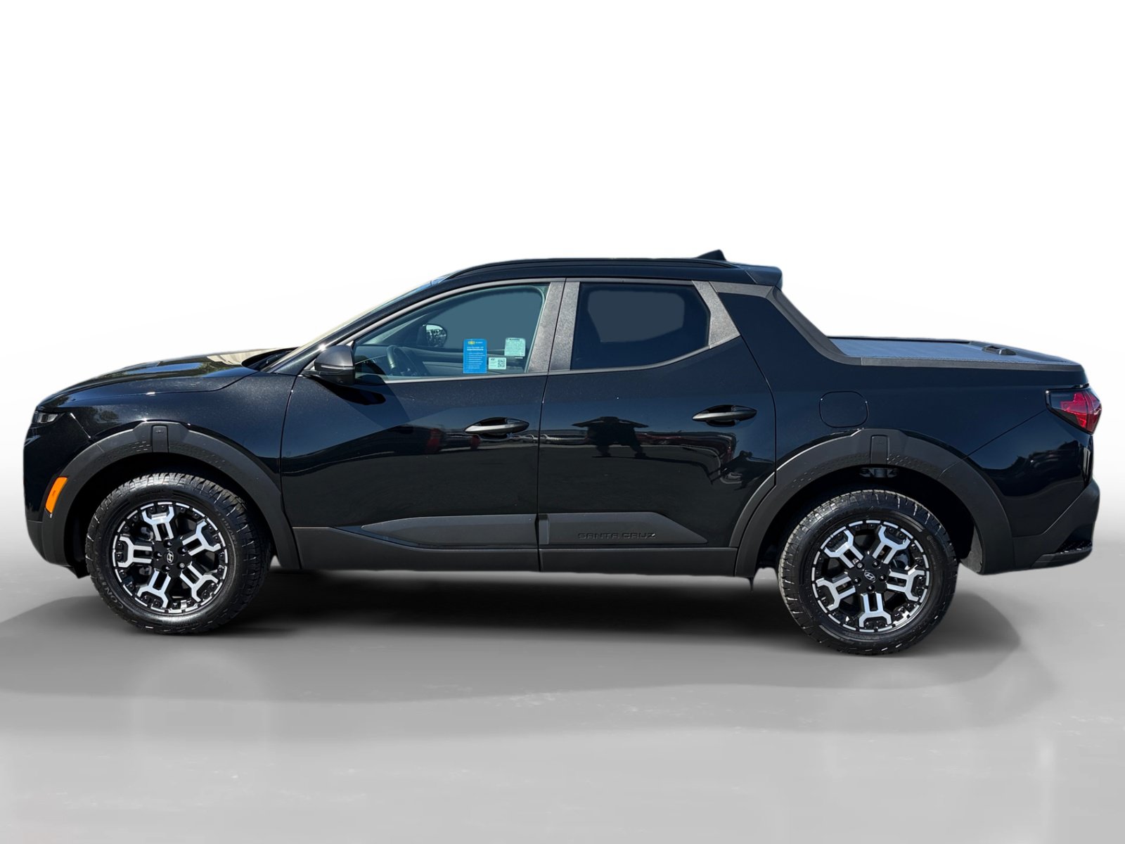 Certified 2025 Hyundai Santa Cruz XRT AWD/4WD image 2