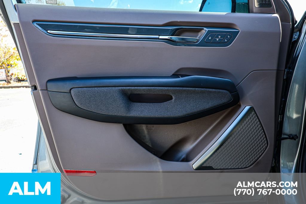 Used 2024 Kia EV9 Land image 53