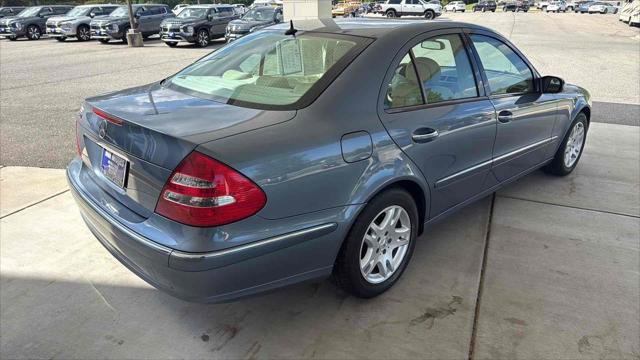 Used 2005 Mercedes-Benz E 320 Sedan image 3