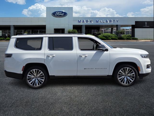 Used 2023 Jeep Grand Wagoneer Series III w/ Rear Seat Video Group 1 image 5