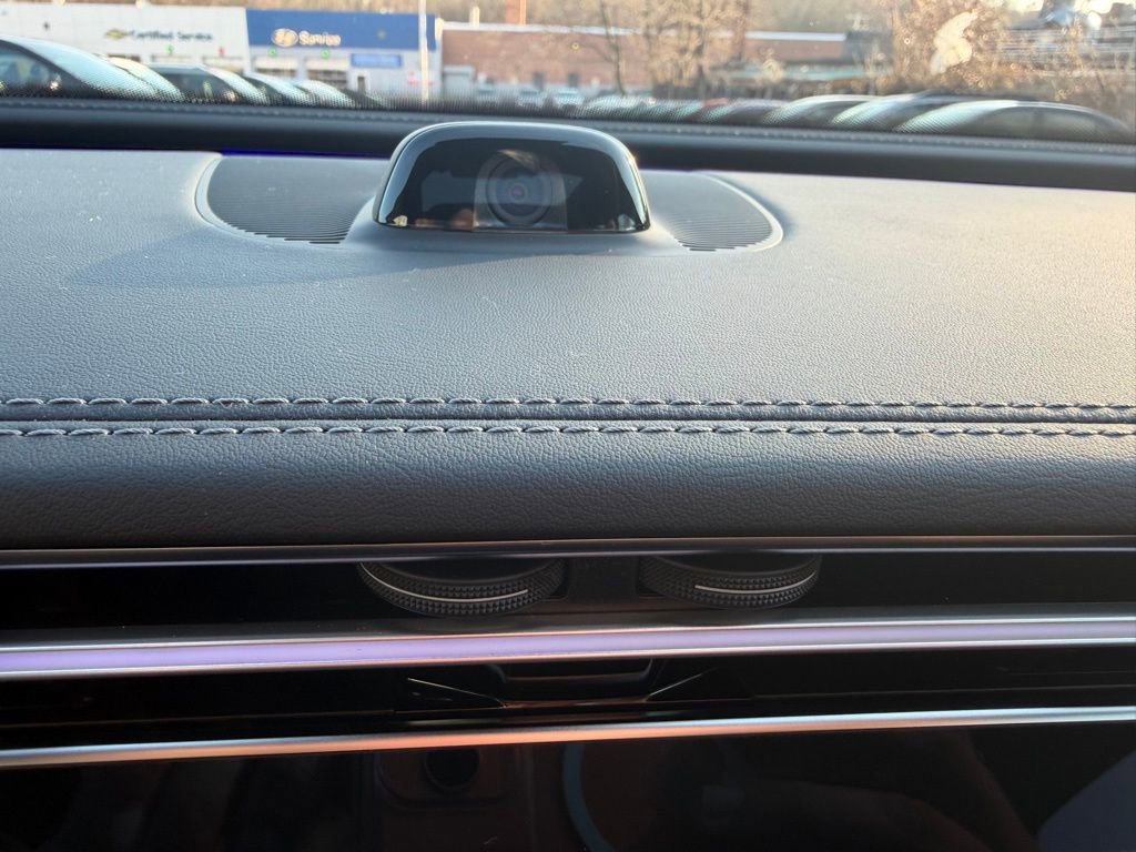 Used 2026 Mercedes-Benz E 53 AMG e 4MATIC Sedan image 32