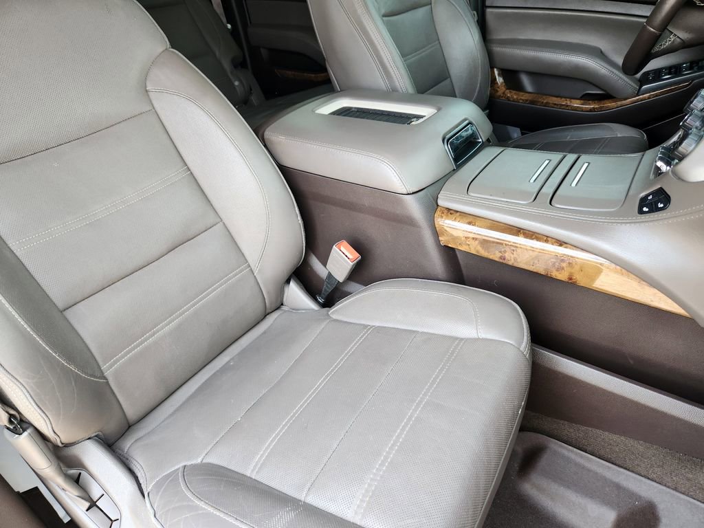 Used 2015 GMC Yukon XL Denali w/ Premium Package AWD/4WD image 15