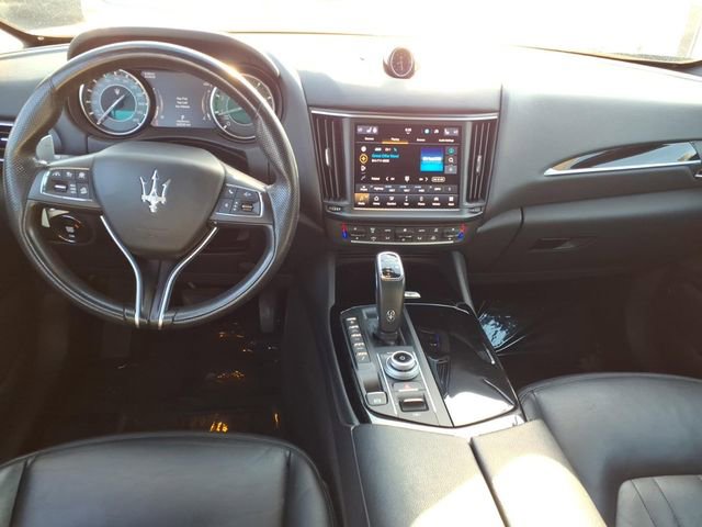 Used 2023 Maserati Levante Modena image 7