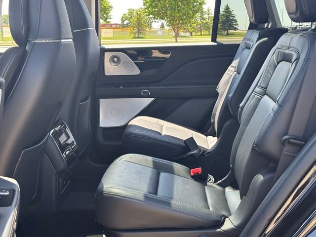 New 2026 Lincoln Aviator Reserve AWD/4WD image 28