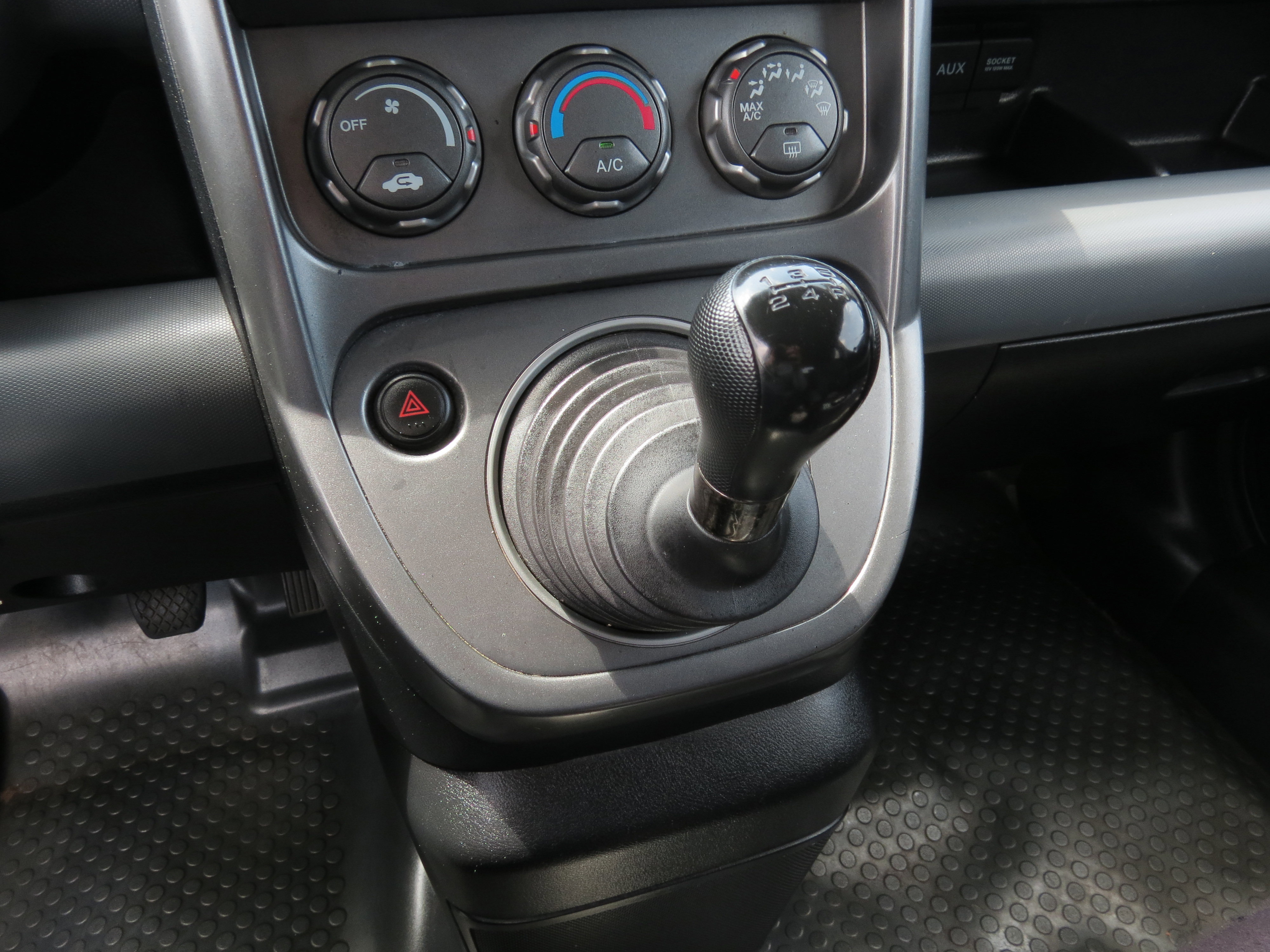 Used 2006 Honda Element EX image 20