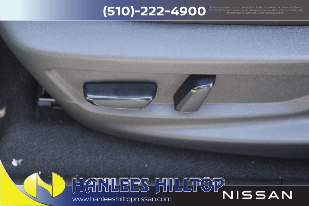 New 2026 Nissan Leaf SV+ w/ Floor Mat Package (SV+) FWD image 13