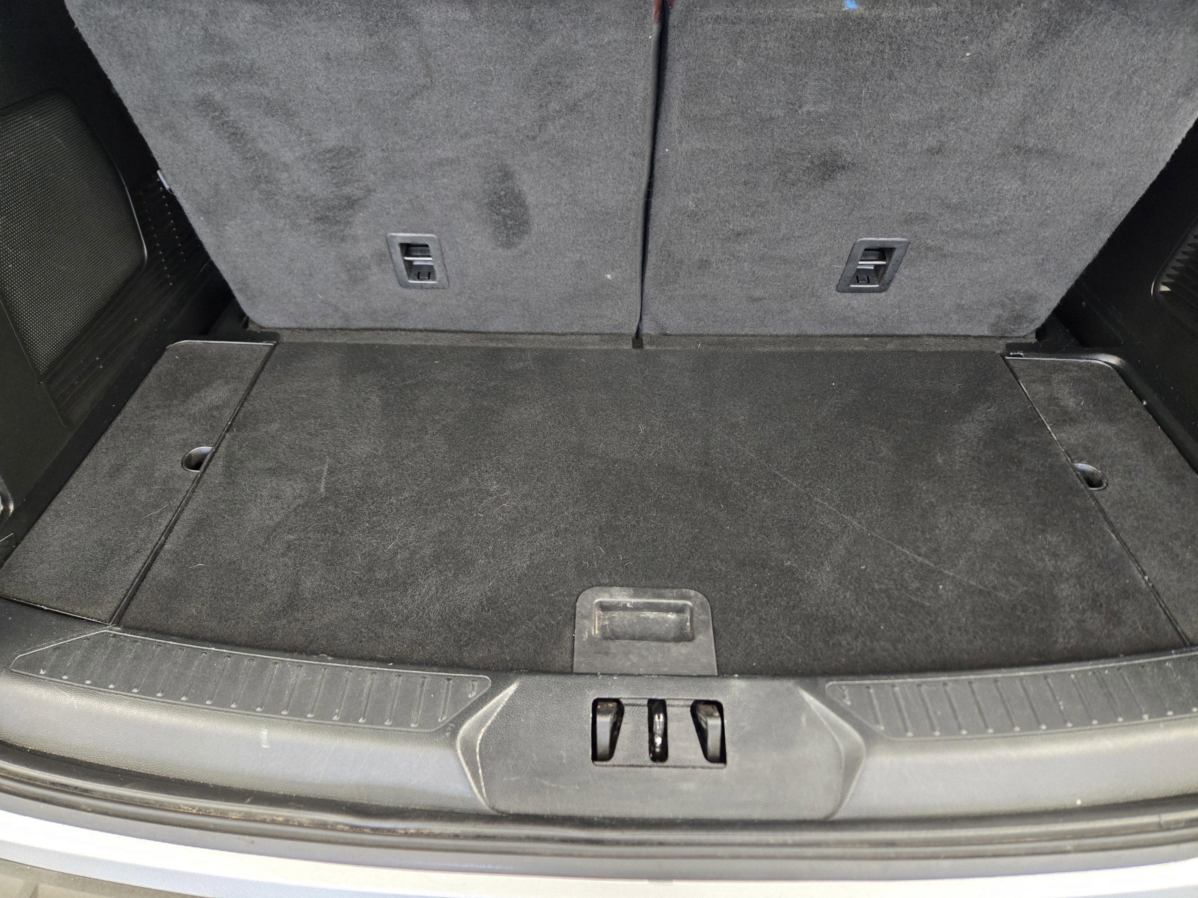 Used 2023 Ford Explorer Platinum AWD/4WD image 30