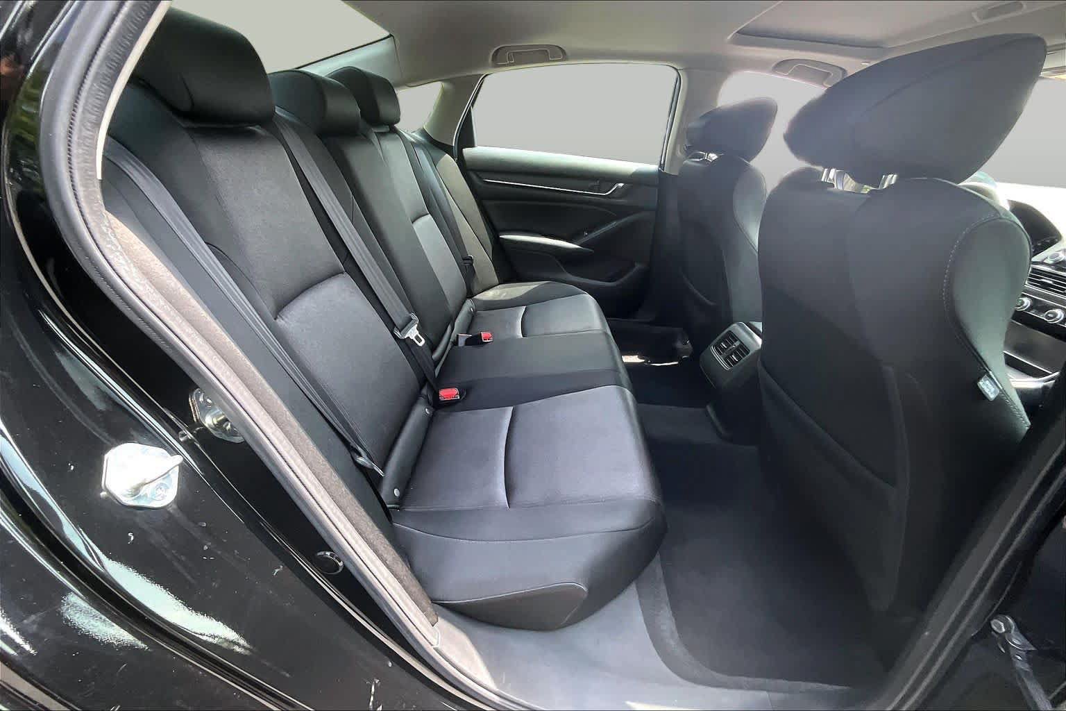 Used 2020 Honda Accord EX image 21