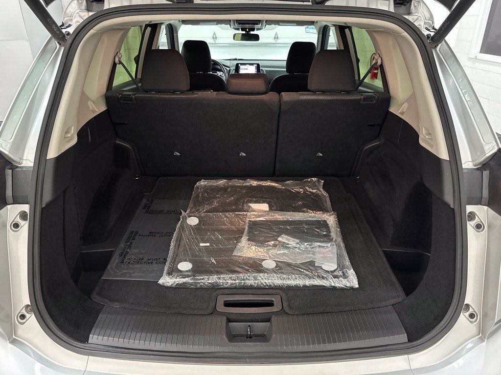 Used 2025 Nissan Rogue SV AWD/4WD image 33