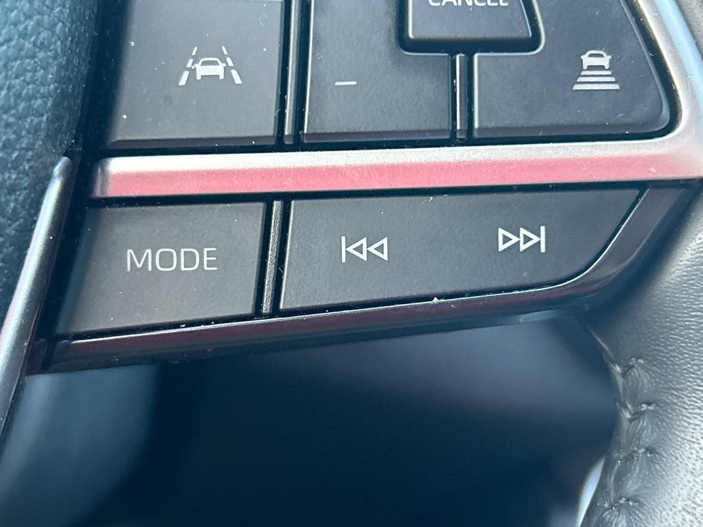 Used 2024 Toyota Grand Highlander AWD image 17