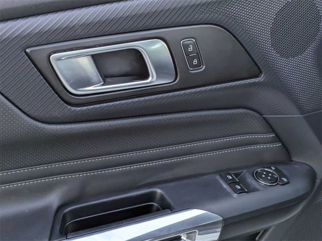 Used 2024 Ford Mustang Premium image 16