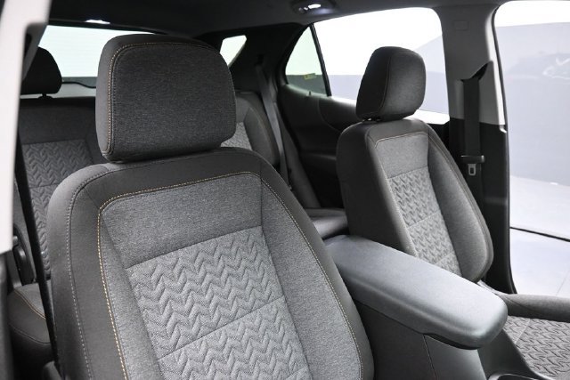 Used 2024 Chevrolet Equinox LT w/ LPO, Cargo Package FWD image 33