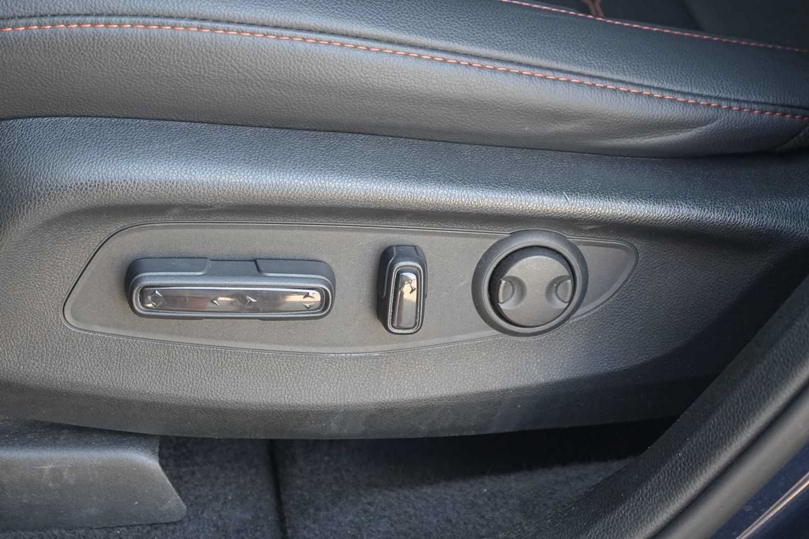 Used 2025 Honda CR-V Sport-L image 12