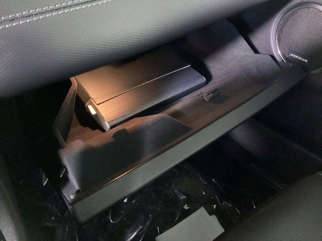 Used 2024 Land Rover Discovery Sport Dynamic SE image 21