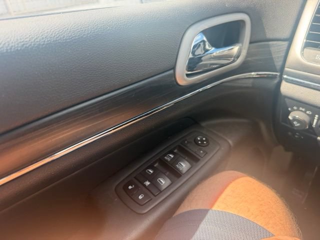 Used 2021 Jeep Grand Cherokee Limited AWD/4WD image 9