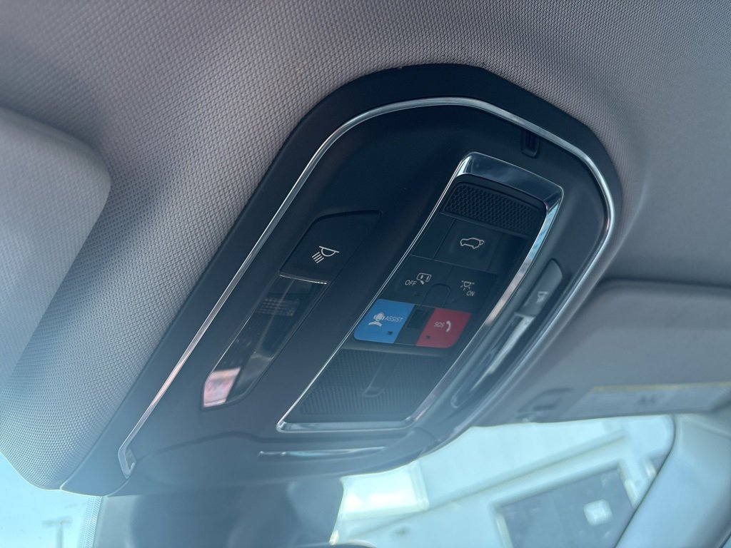 Used 2022 Jeep Grand Cherokee L Limited image 24