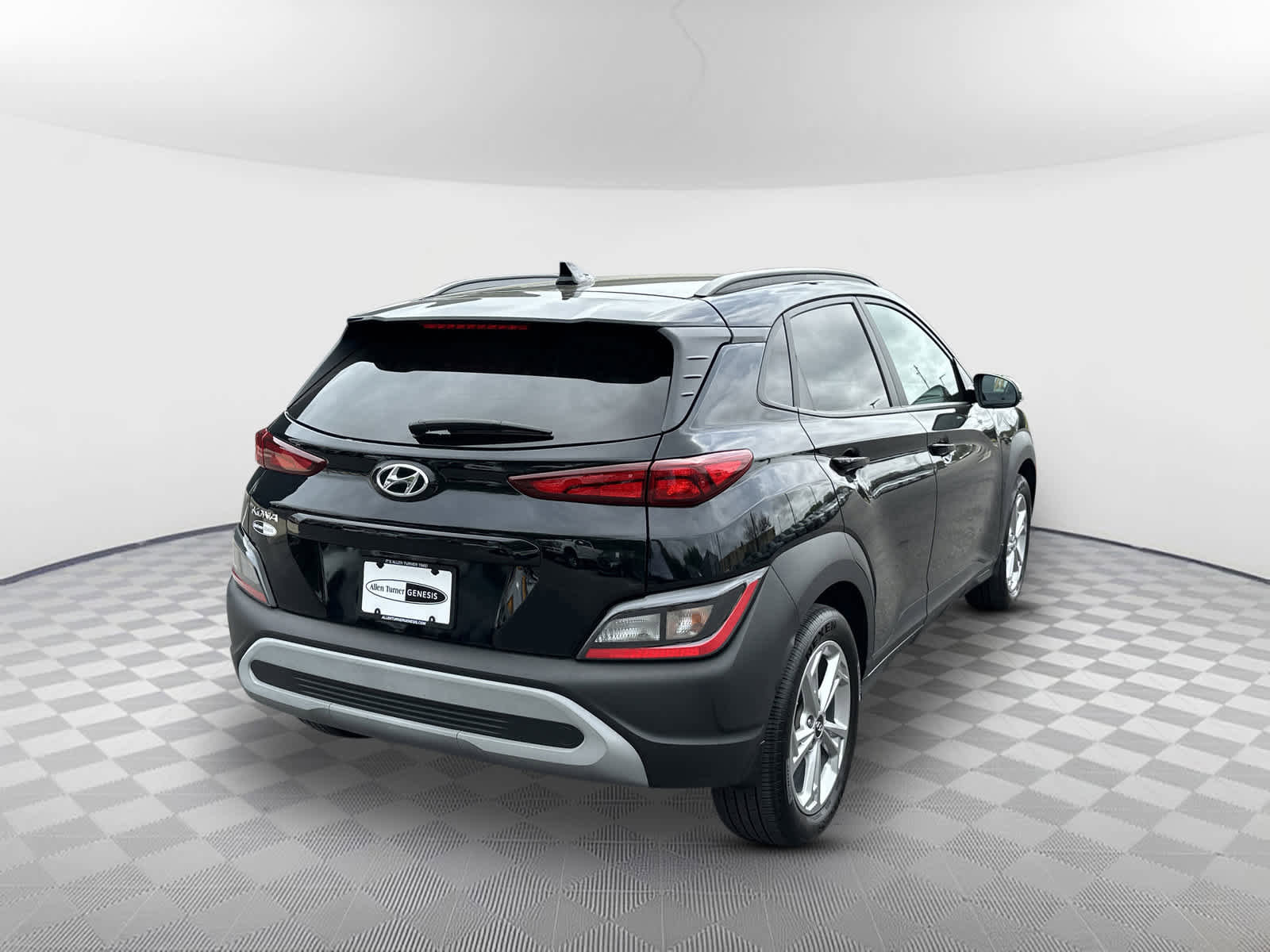 Used 2023 Hyundai Kona SEL image 7