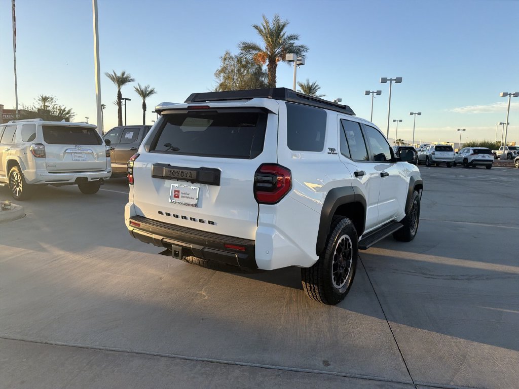 Certified 2025 Toyota 4Runner TRD Off-Road AWD/4WD image 5